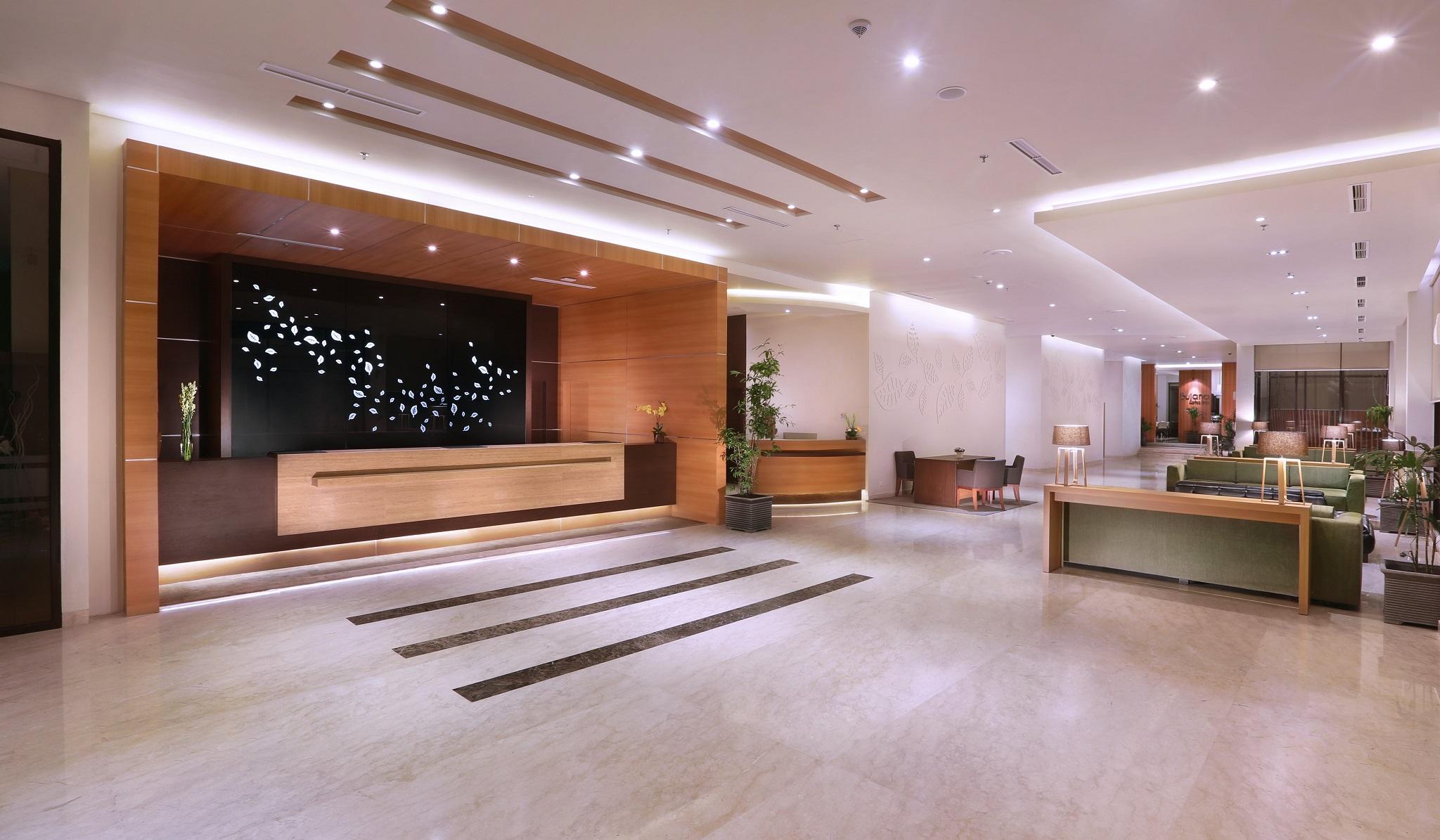 Aston Bojonegoro City Hotel Exterior foto
